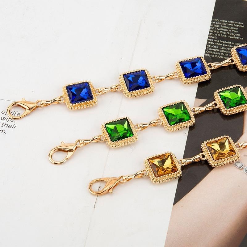 حزام خصر معدني أنيق بتصميم ريت - مراجعة Yellow Body Jewelry وسعره